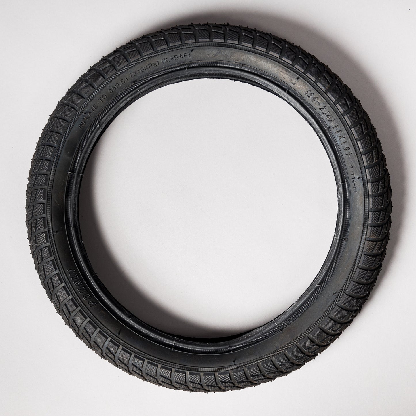 2029 NEUMATICO PONELY P704 14X1.95 NEGRO