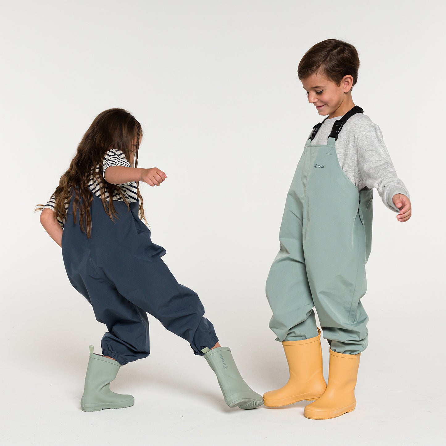BOTAS DE AGUA DE NIÑOS NIÑAS