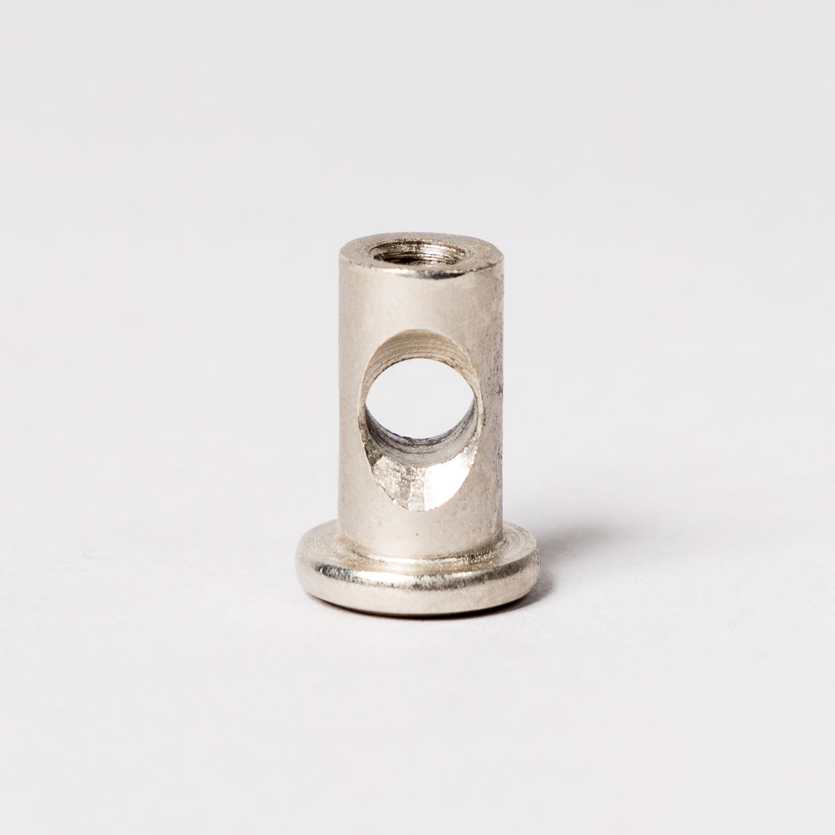 1438 TAPA PERNO CABEZA PLANA ALLEN Nº4 M6 PERFORADO 18MM PLATA