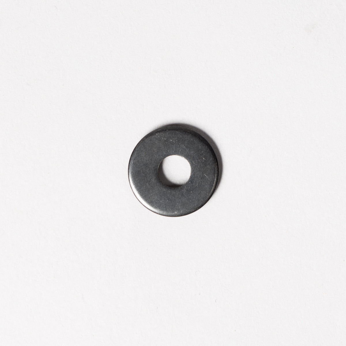1540 GOLILLA METALICA PLATA 18X2MM PLATA