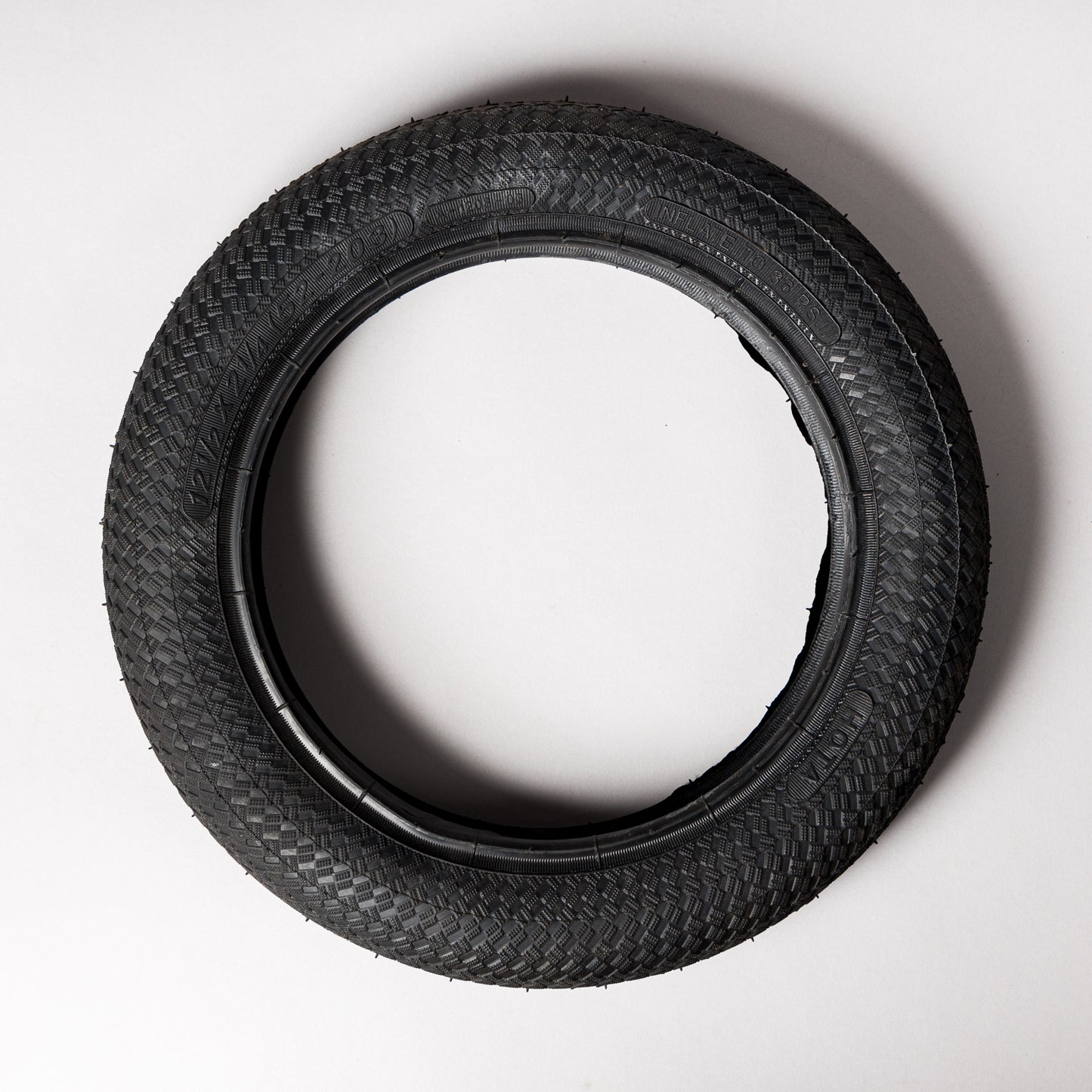 1895 NEUMATICO TRAMA II 12X2.250 NEGRO