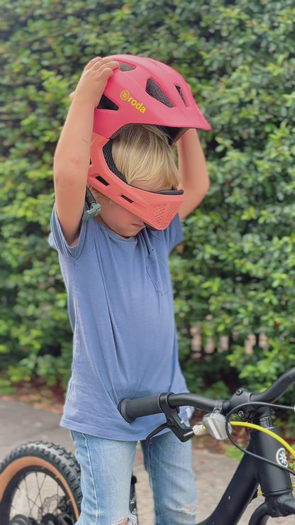 CASCO INTEGRAL PARA NIÑO NIÑA RODA SPORT